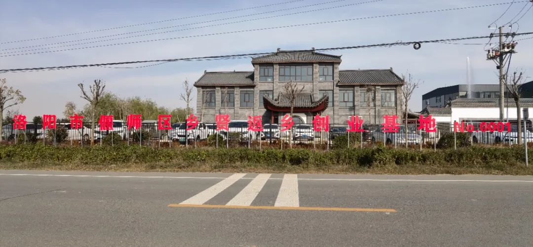 【生产一线】万堂砖雕：一方砖雕展雅韵 企业复工复产忙